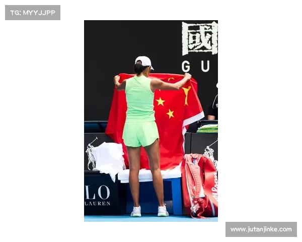 张德培队在澳门网球名人赛中展现精彩表现斩获冠军荣耀